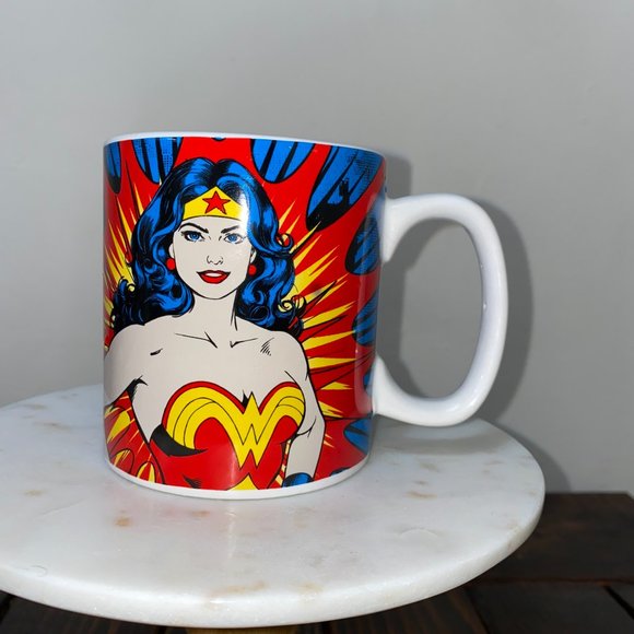 Superman and Wonder Women Mug - Picture 9 of 15